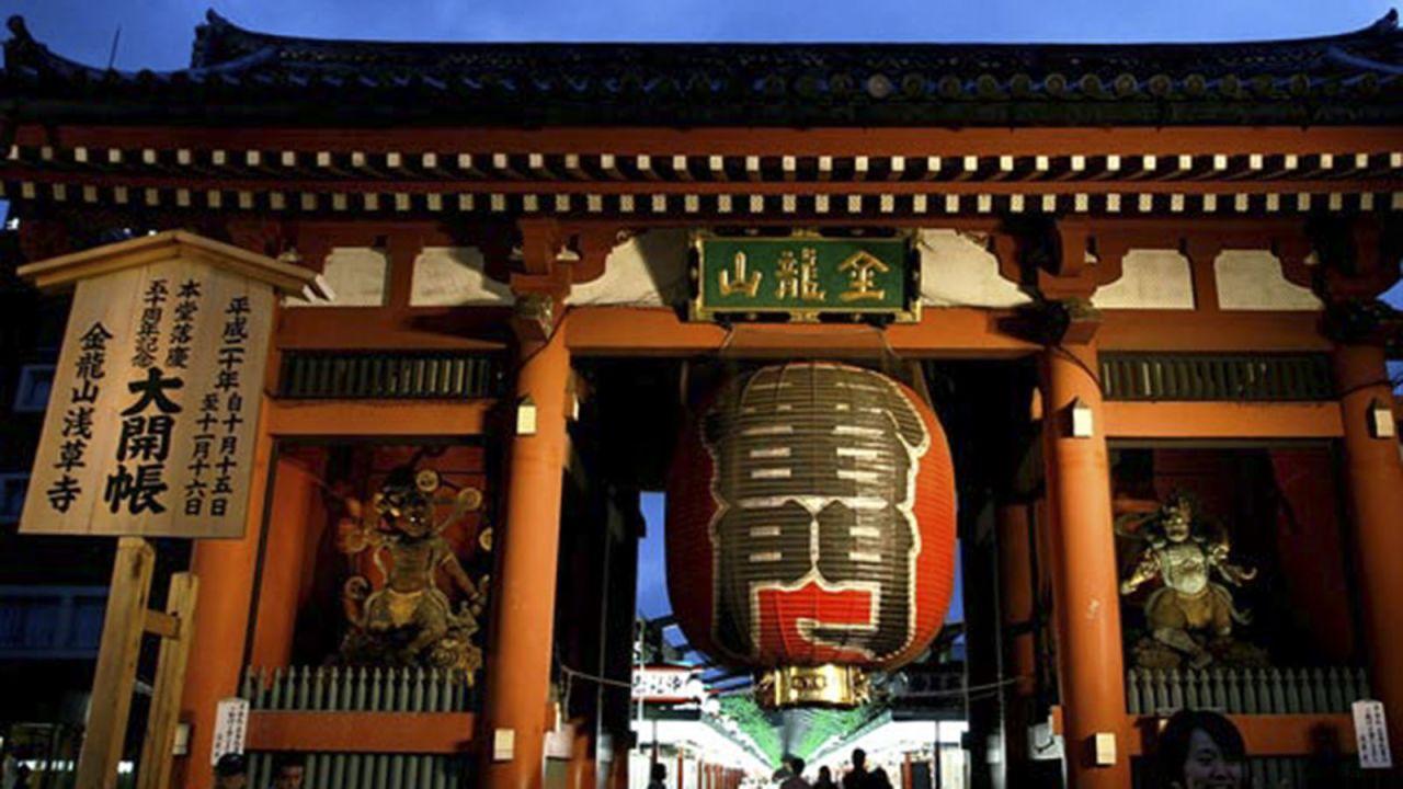 Kaminarimon -- the 